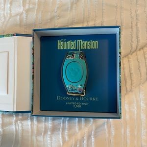 Dooney & Bourke Limited Edition Haunted Mansion Magic Band *cannot link*